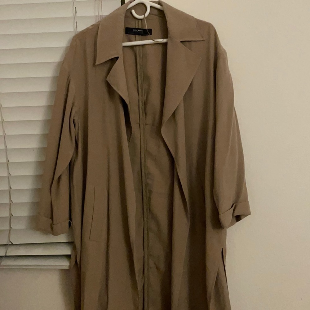 Zara. Trench coat style. Size M. Lose fit